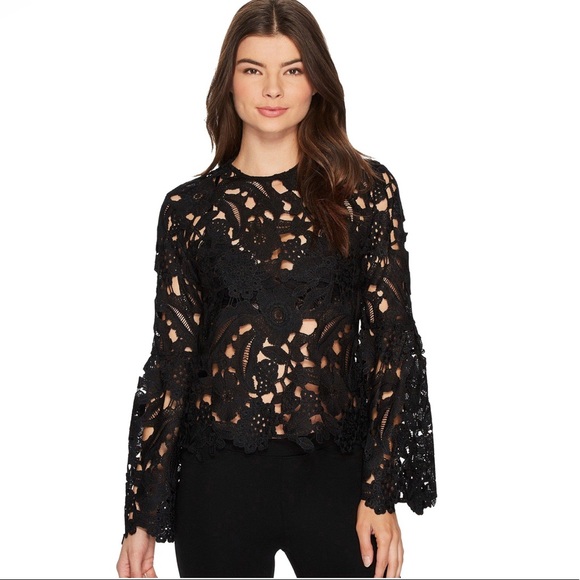 Romeo & Juliet❤️Bohemian Bell Sleeve Lace top - Picture 3 of 5